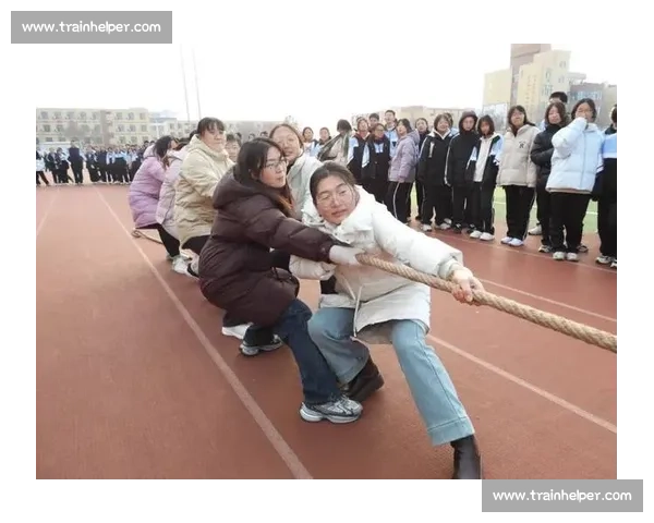 拔河比赛即将举行，邀全体师生积极参与，共同奋力拼搏展现团结精神